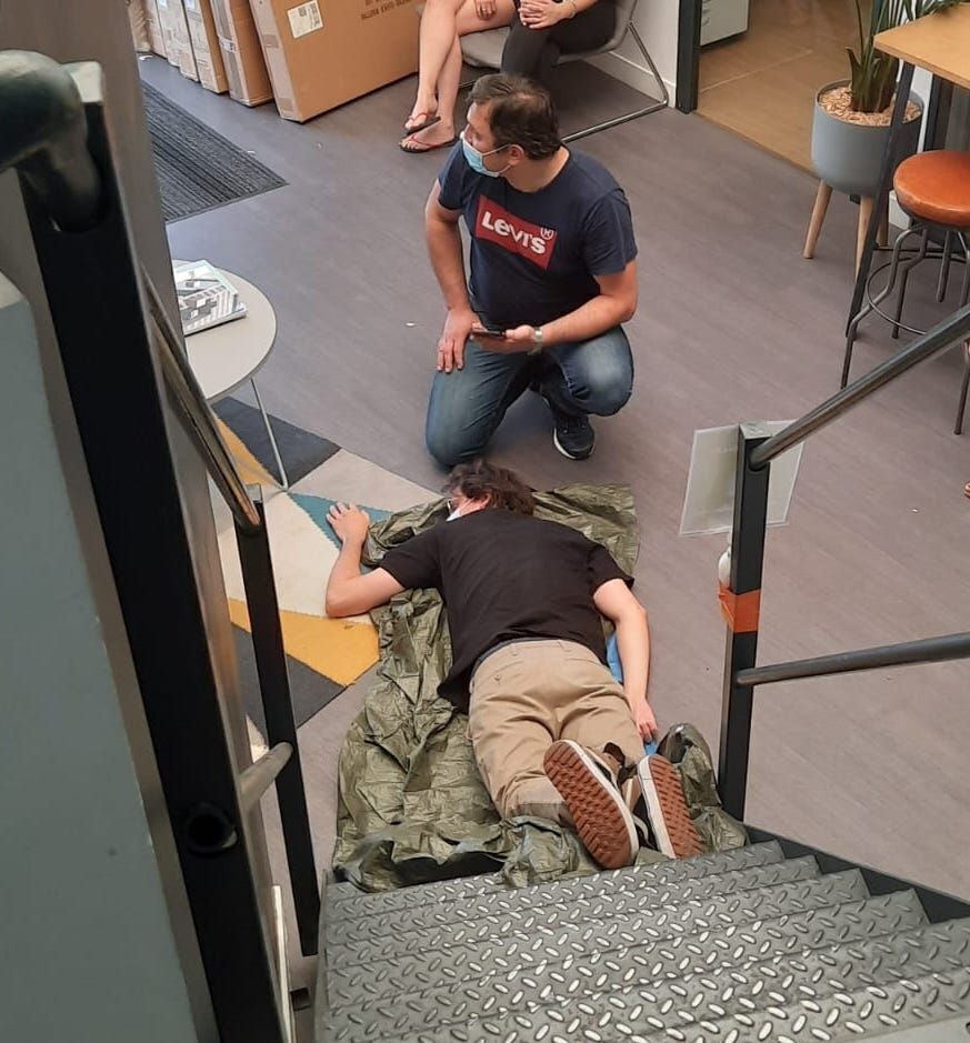 Photo de la journ&eacute;e formation premiers secours chez Isospace.